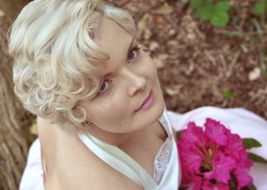 Sarah Vintage Finish