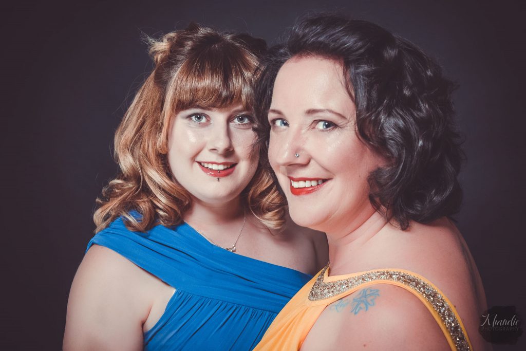 mother, daughter, northampton, khandie photography, family, portrait, photo, photography, photo, shoot, session, northampton,