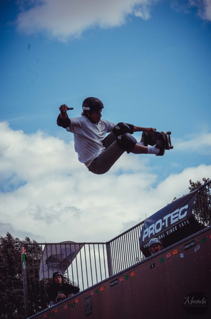 skateboarding, skateboarder, skateboard, st neots, steve bayless, vert,