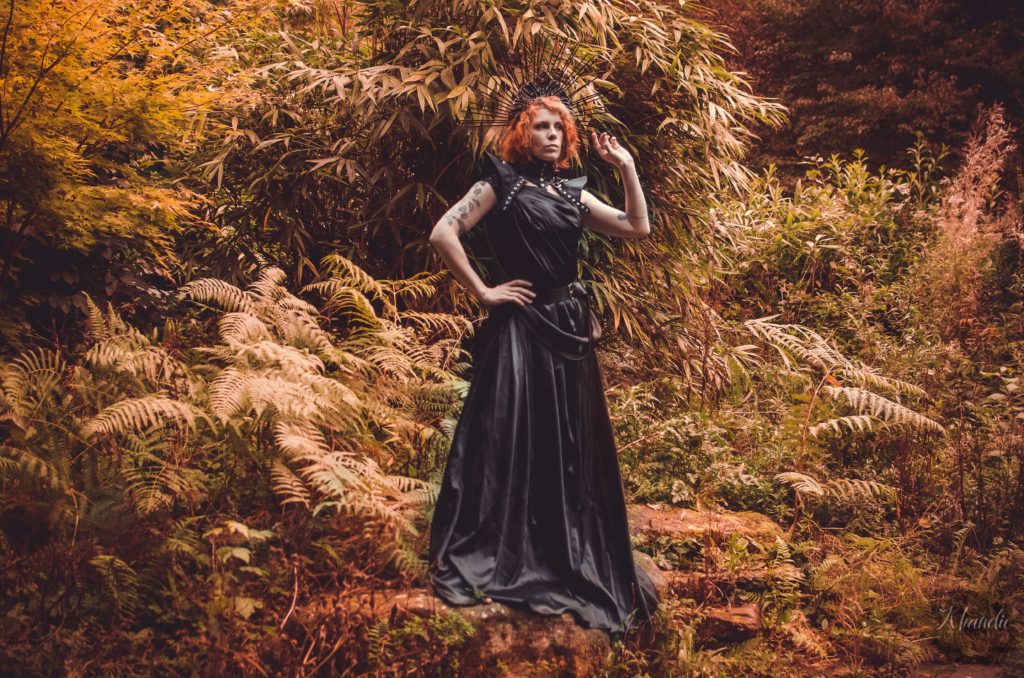 luna, autumn, editorial, surreal, avant garde, fashion, northampton, photographer, photography,