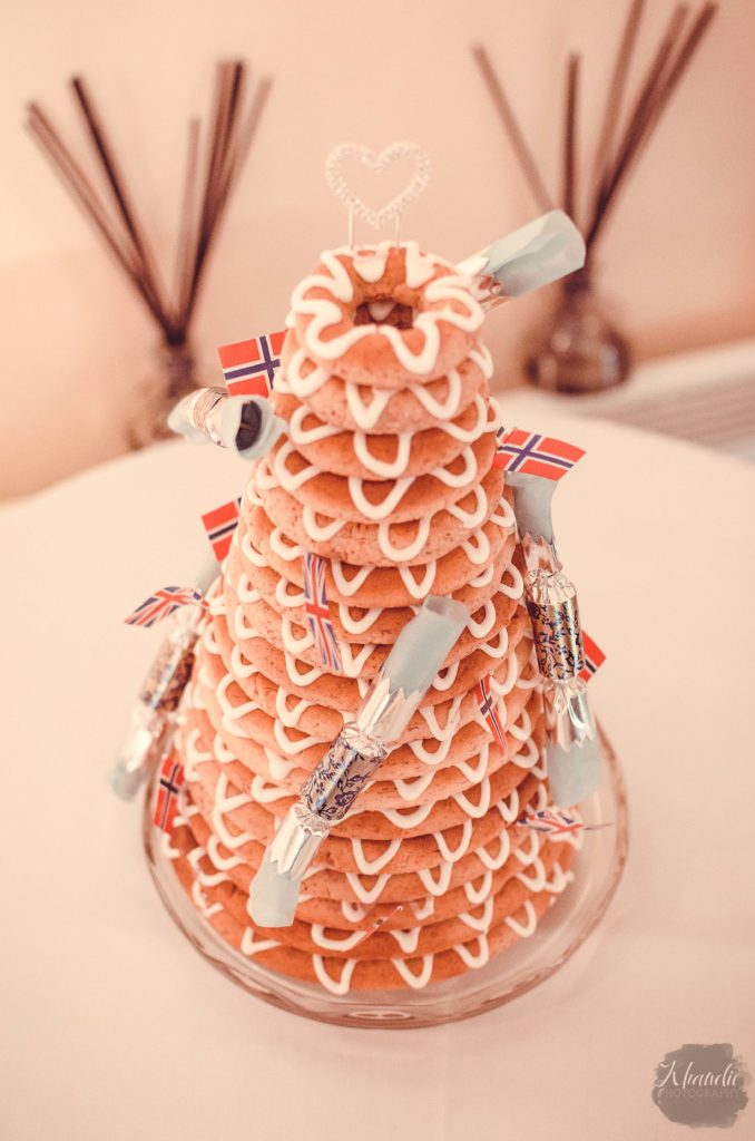 wedding, suffolk, woodbridge, woodhall manor, bride, photography, photographer,
