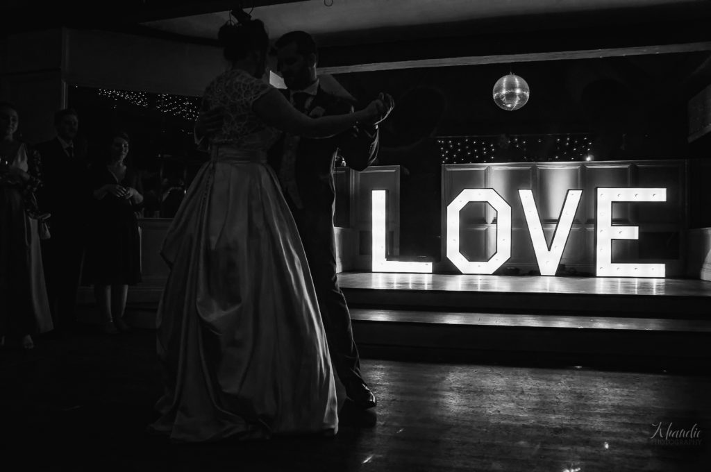 wedding, suffolk, woodbridge, woodhall manor, bride, photography, photographer, 
