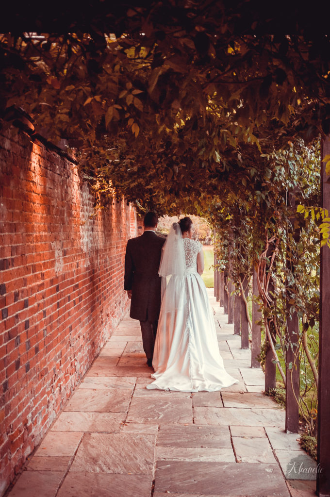 wedding, suffolk, woodbridge, woodhall manor, bride, photography, photographer, 