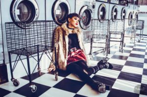 fashion, northampton, nataria, northants, laundromat, laundrette, high street, monochrome, 50s, 60s, styled, khandie, photographer, photography,