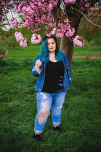 portrait, photography, photo, blue hair, model, plus size, northampton, photographer, photography, location, outside, delapre, nature, natural light, northants,