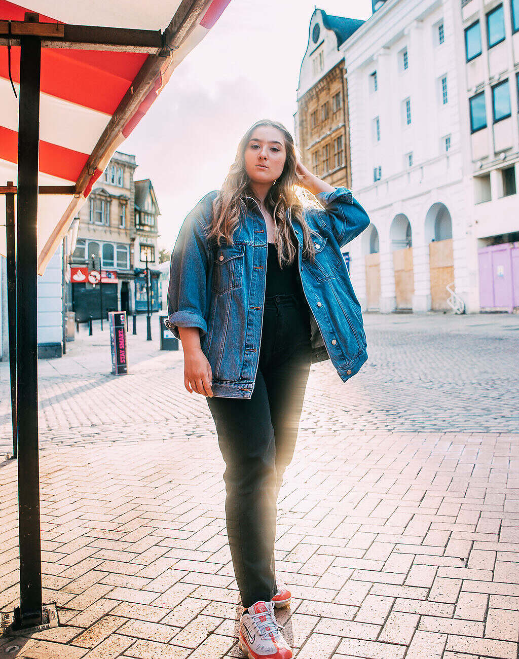 teen portrait backlit northampton photographer photography natural light